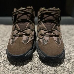 Adidas Yeezy Boost 500